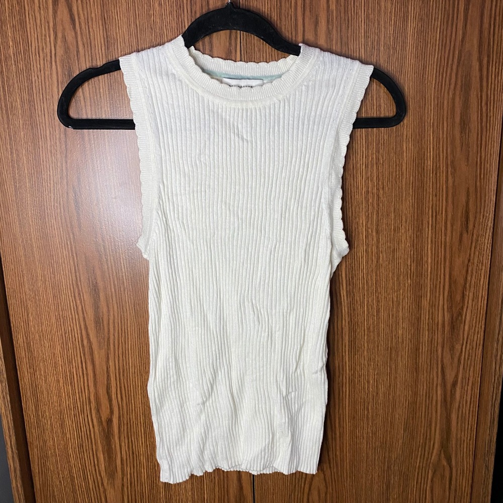 Free Assembly Ribbed Sweater Tank Womens Large Cream Scallop Trim Top
